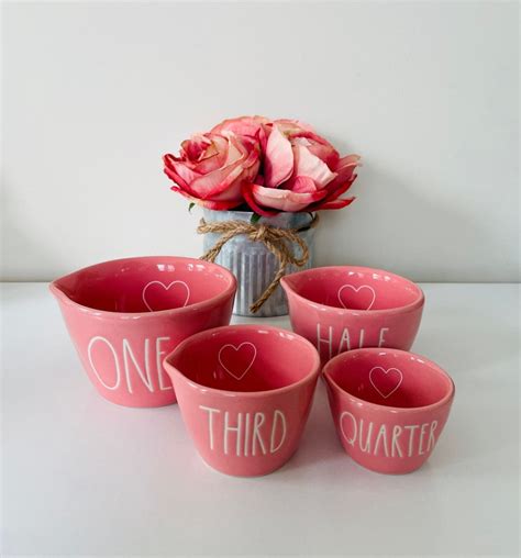 GINGERBEAD Handle Measuring Cups. . Rae dunn pink measuring cups
